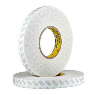 Oboustranná lepící páska 3M  -  šíře 8 mm, role 50 m